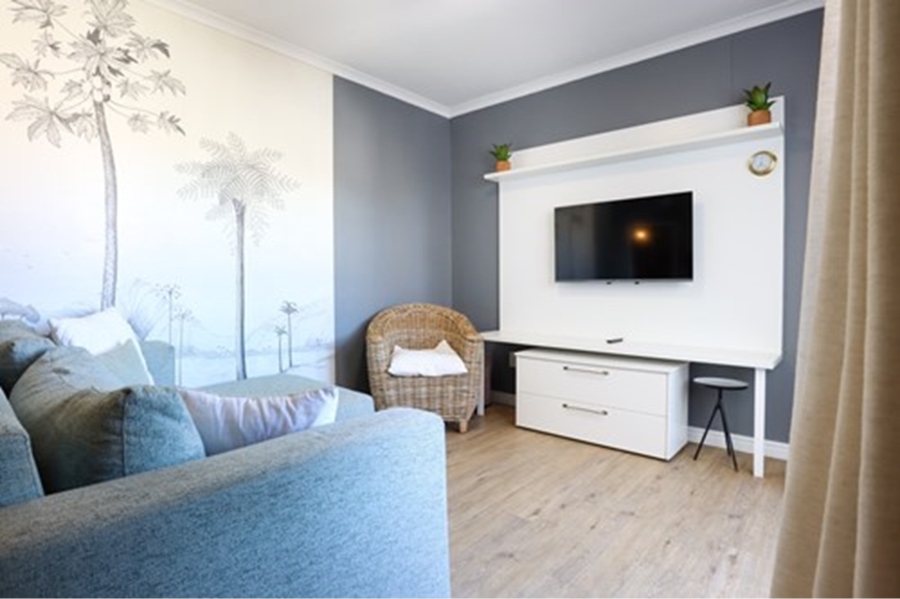 2 Bedroom Property for Sale in Bloubergrant Western Cape
